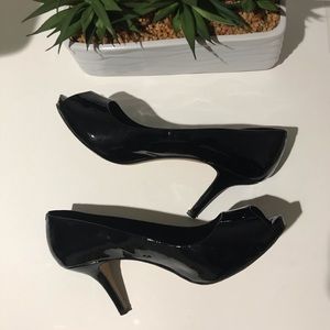 Vince Camuto open toe black heels
